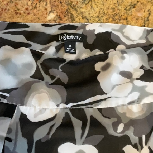 Relativity  Lined Skirt - Picture 2 of 5